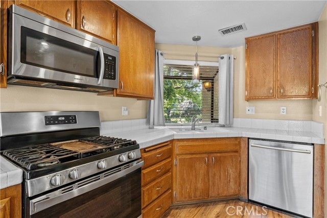 19915 Avenue of the Oaks, Newhall (santa Clarita), CA 91321