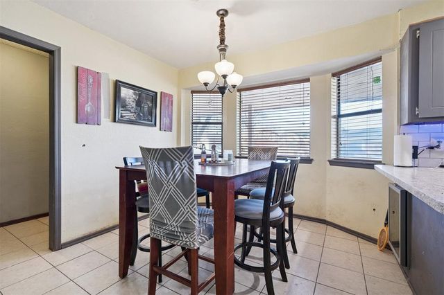 116 Seminole Lane, Yukon, OK 73099