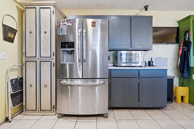 116 Seminole Lane, Yukon, OK 73099