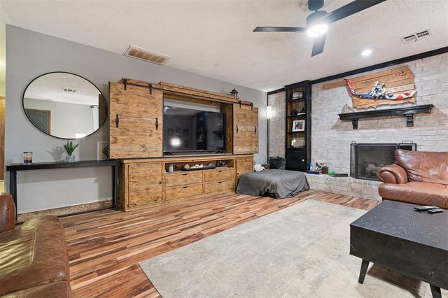 116 Seminole Lane, Yukon, OK 73099