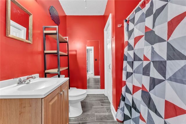 5171 Highway 201, Iva, SC 29655