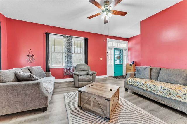 5171 Highway 201, Iva, SC 29655