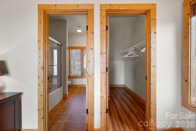 277 Kestrel Court, Sapphire, NC 28774