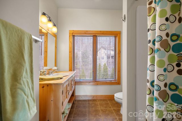 277 Kestrel Court, Sapphire, NC 28774