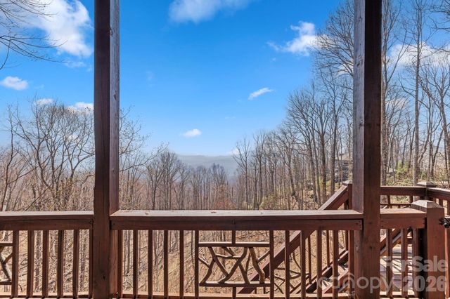 277 Kestrel Court, Sapphire, NC 28774