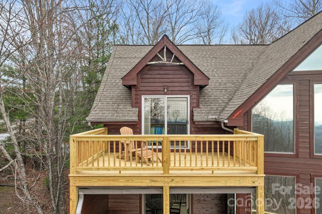277 Kestrel Court, Sapphire, NC 28774