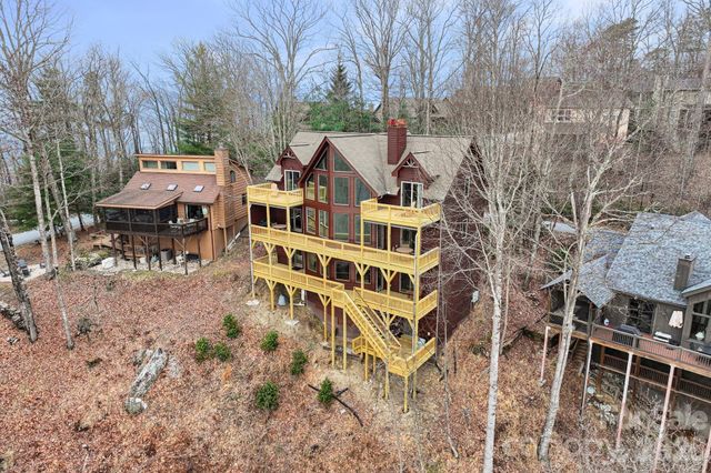 277 Kestrel Court, Sapphire, NC 28774