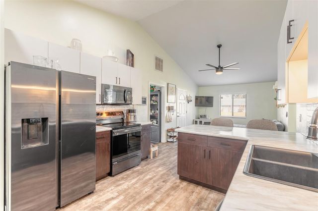 2932 NORDMAN AVENUE, New Smyrna Beach, FL 32168