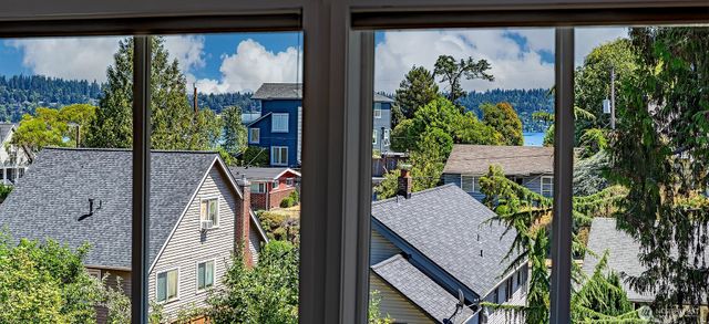 4518 49th Avenue S, Seattle, WA 98118
