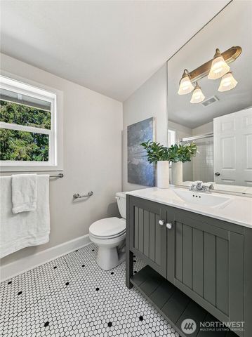 4518 49th Avenue S, Seattle, WA 98118