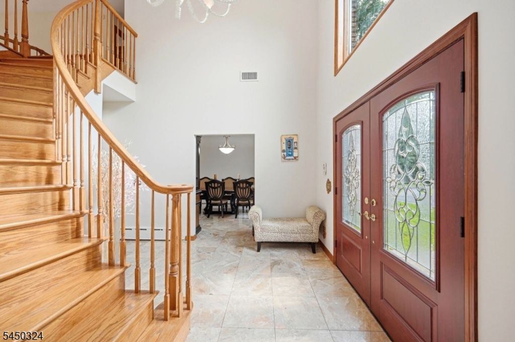 27 Sparrowbush Rd, Mahwah Twp., NJ 07430 — photo 3
