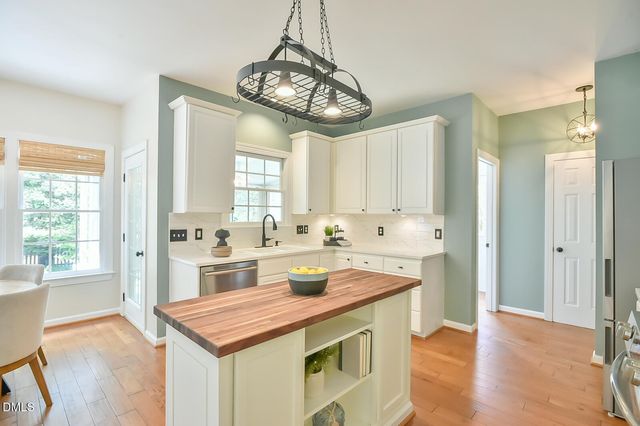 400 Nantucket Drive, Cary, NC 27513