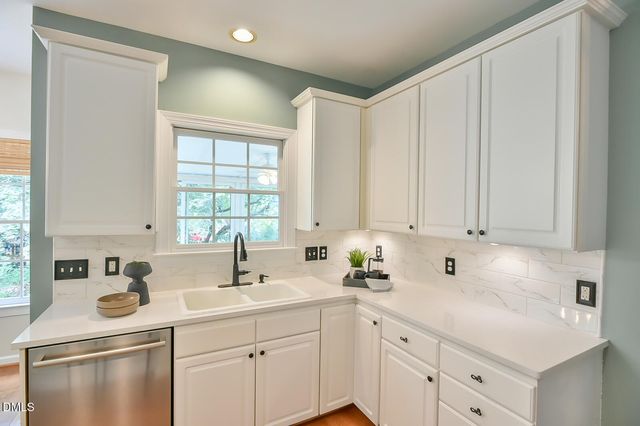400 Nantucket Drive, Cary, NC 27513