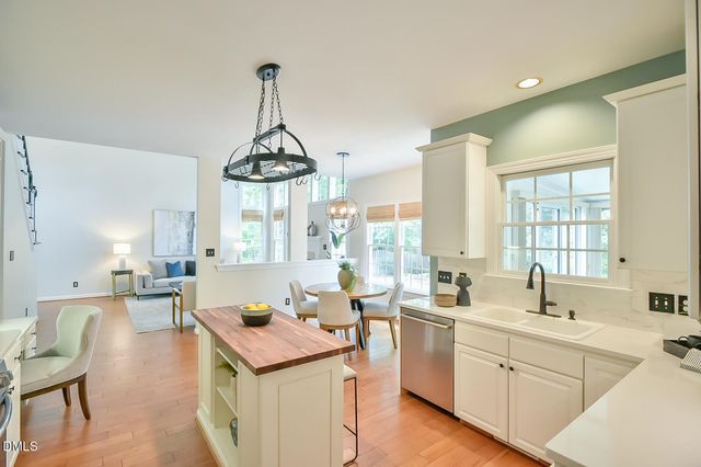 400 Nantucket Drive, Cary, NC 27513