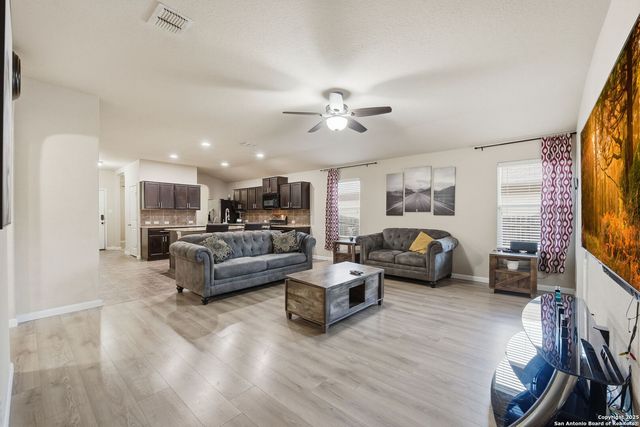 12212 Bening, Schertz, TX 78154