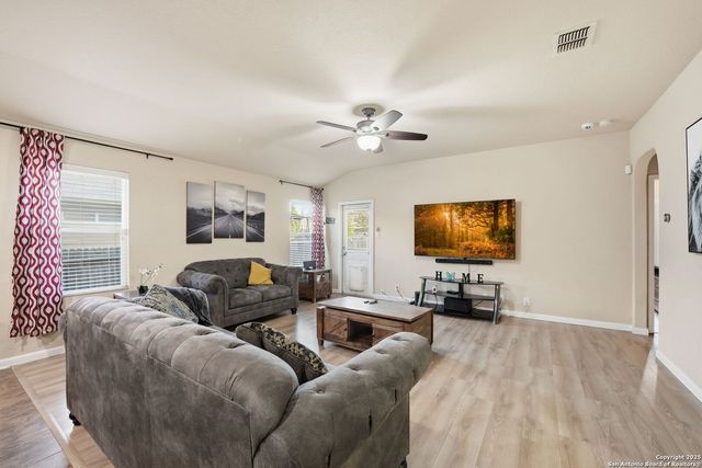 12212 Bening, Schertz, TX 78154