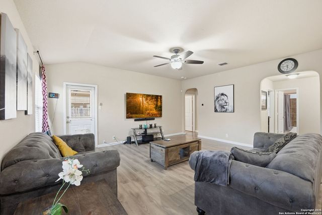 12212 Bening, Schertz, TX 78154