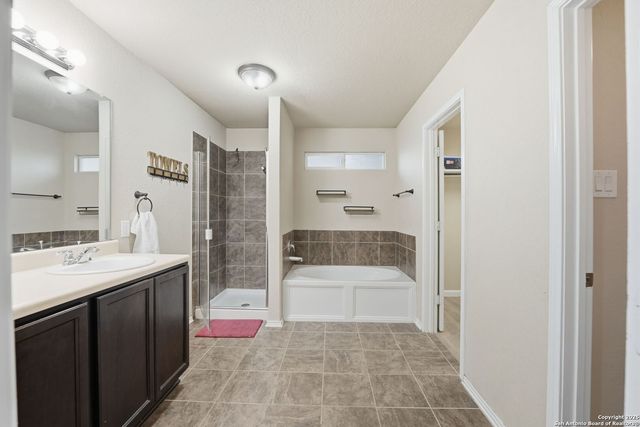 12212 Bening, Schertz, TX 78154