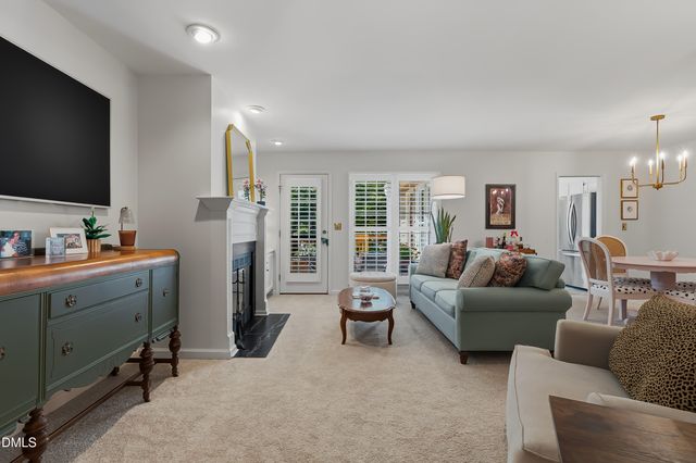 2424 Mapleton Lane, Raleigh, NC 27613