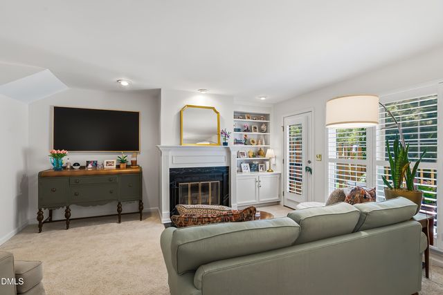 2424 Mapleton Lane, Raleigh, NC 27613