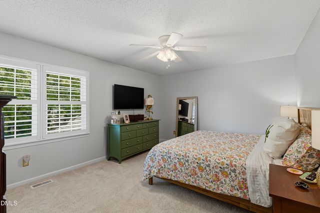 2424 Mapleton Lane, Raleigh, NC 27613