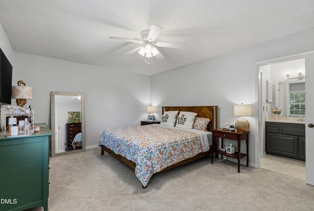 2424 Mapleton Lane, Raleigh, NC 27613