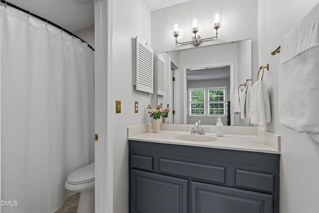 2424 Mapleton Lane, Raleigh, NC 27613