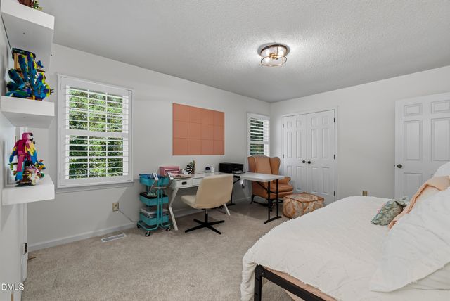 2424 Mapleton Lane, Raleigh, NC 27613