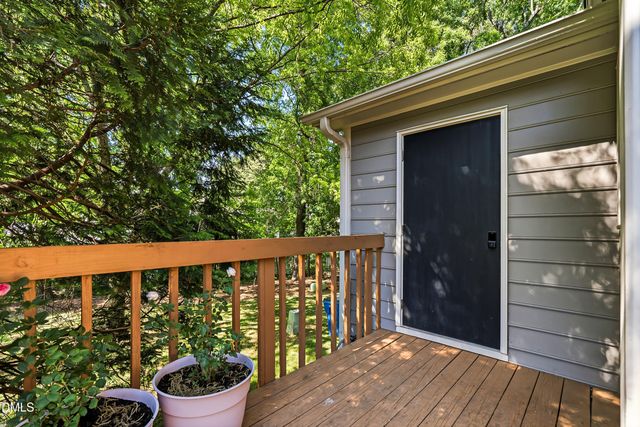 2424 Mapleton Lane, Raleigh, NC 27613