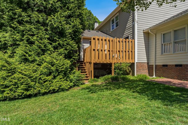 2424 Mapleton Lane, Raleigh, NC 27613