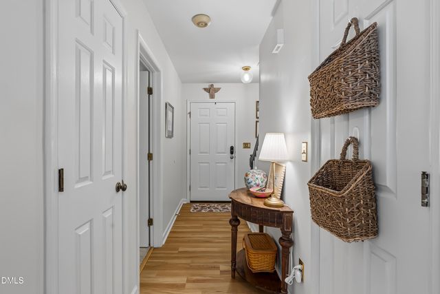 2424 Mapleton Lane, Raleigh, NC 27613