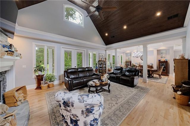 15 Greyrock, Adairsville, GA 30103
