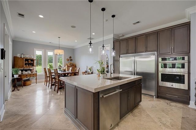 15 Greyrock, Adairsville, GA 30103