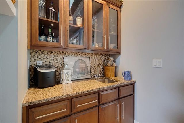 15 Greyrock, Adairsville, GA 30103