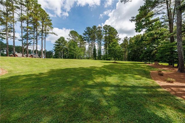 15 Greyrock, Adairsville, GA 30103