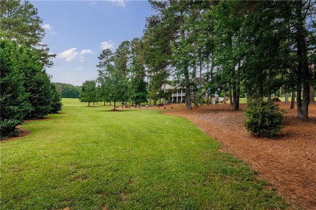 15 Greyrock, Adairsville, GA 30103