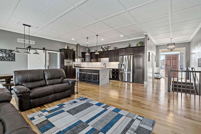 19224 Cattail Lane, Farmington, MN 55024