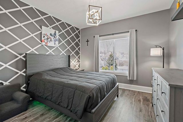 19224 Cattail Lane, Farmington, MN 55024