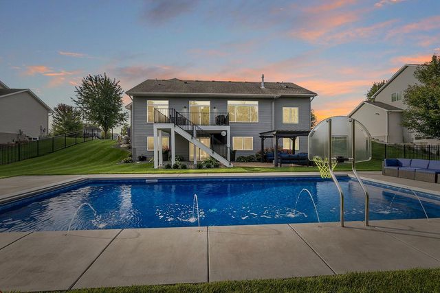 19224 Cattail Lane, Farmington, MN 55024