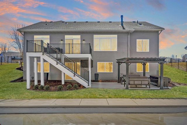 19224 Cattail Lane, Farmington, MN 55024