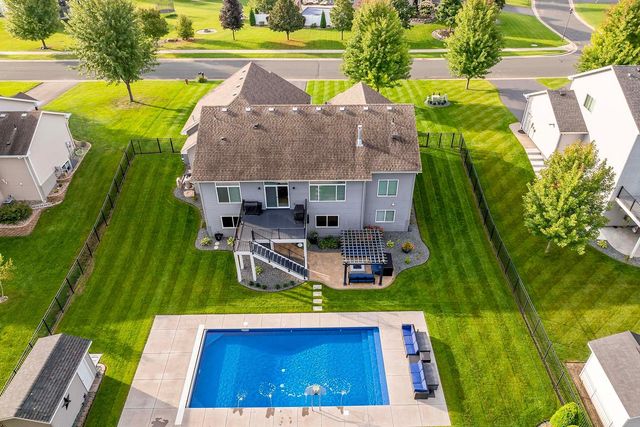 19224 Cattail Lane, Farmington, MN 55024