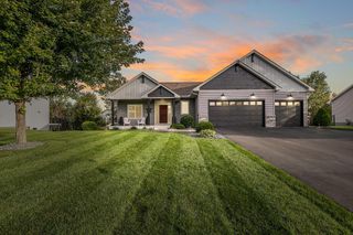 19224 Cattail Lane, Farmington, MN 55024