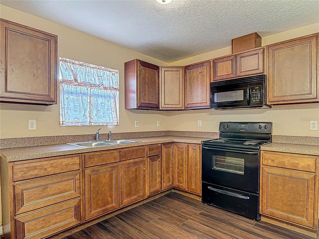 604 N DUSS STREET, New Smyrna Beach, FL 32168