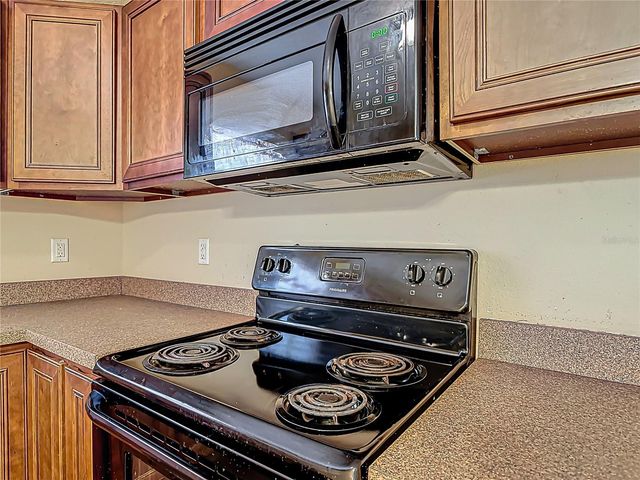 604 N DUSS STREET, New Smyrna Beach, FL 32168