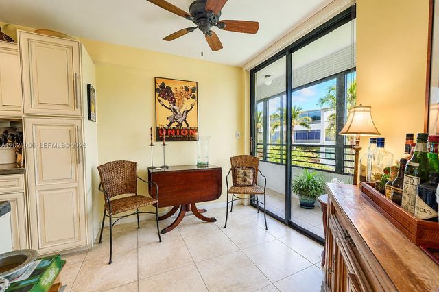 1450 Sheridan Street E 13, Hollywood, FL 33020