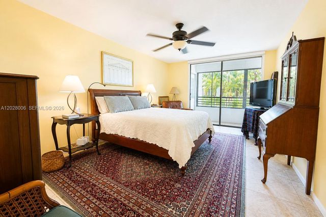 1450 Sheridan Street E 13, Hollywood, FL 33020