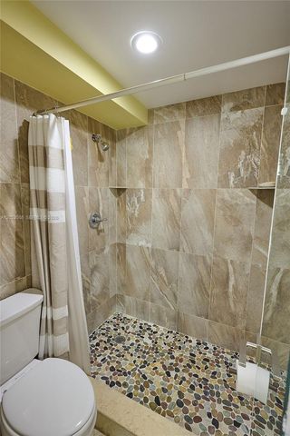1450 Sheridan Street E 13, Hollywood, FL 33020