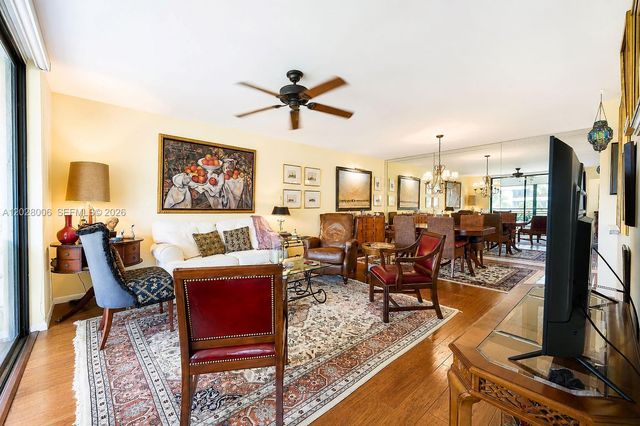 1450 Sheridan Street E 13, Hollywood, FL 33020
