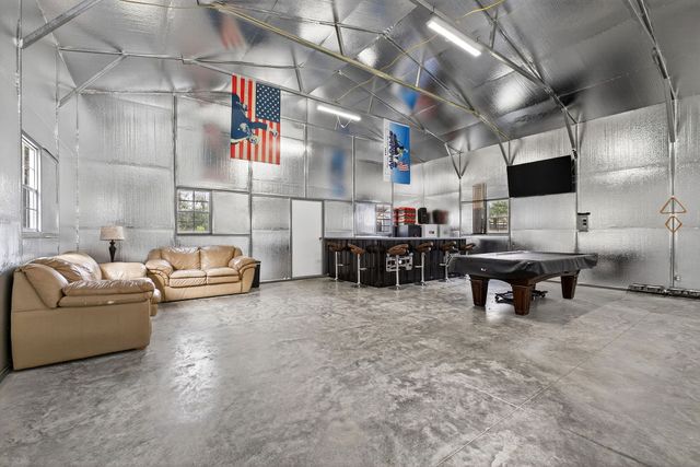 188 Papermill Rd, Quebeck, TN 38579