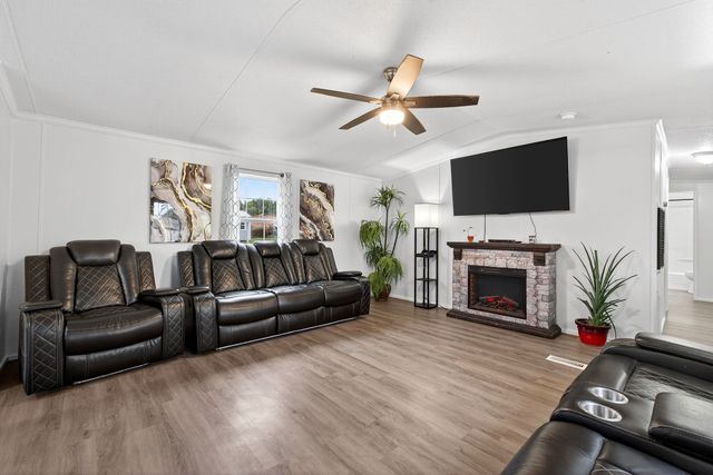 188 Papermill Rd, Quebeck, TN 38579